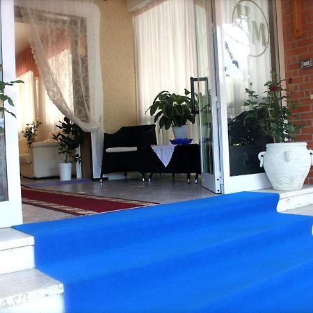 Hotel Manuela Чинквале Екстер'єр фото