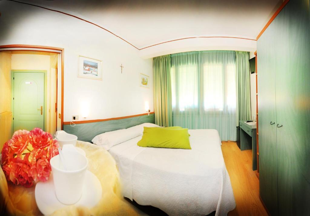 Hotel Manuela Чинквале Номер фото