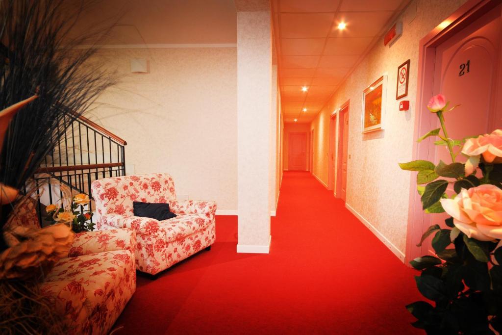 Hotel Manuela Чинквале Екстер'єр фото